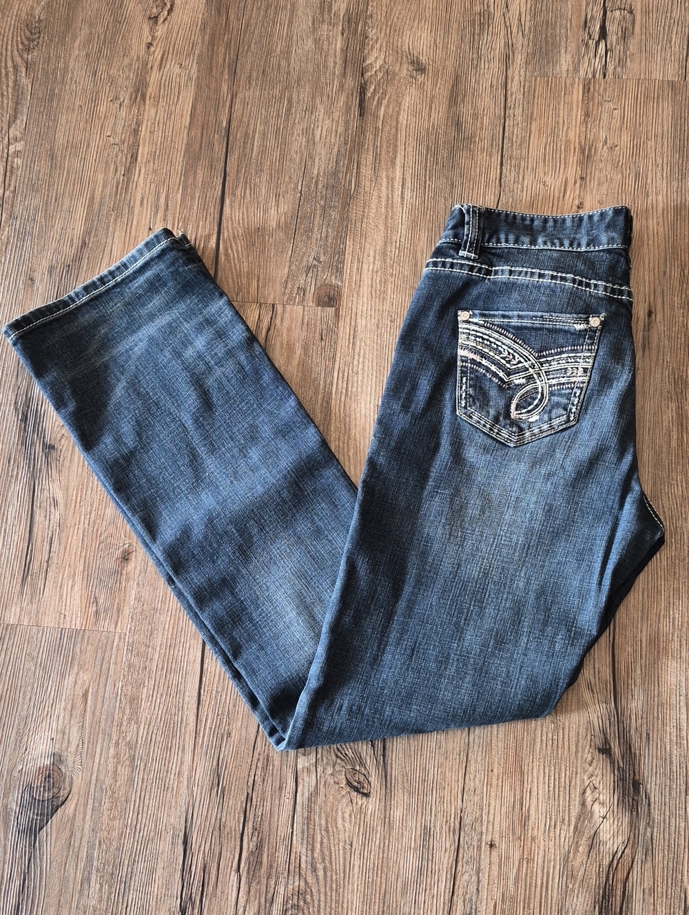 Rock & Roll Cowgirl Dark Blue Straight Leg Jeans with Embellished Back Pocket